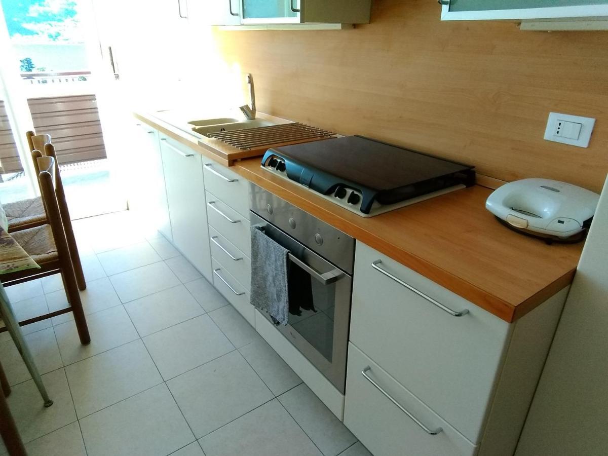 Miralago Casa Vacanze Apartment Mandello del Lario Bagian luar foto