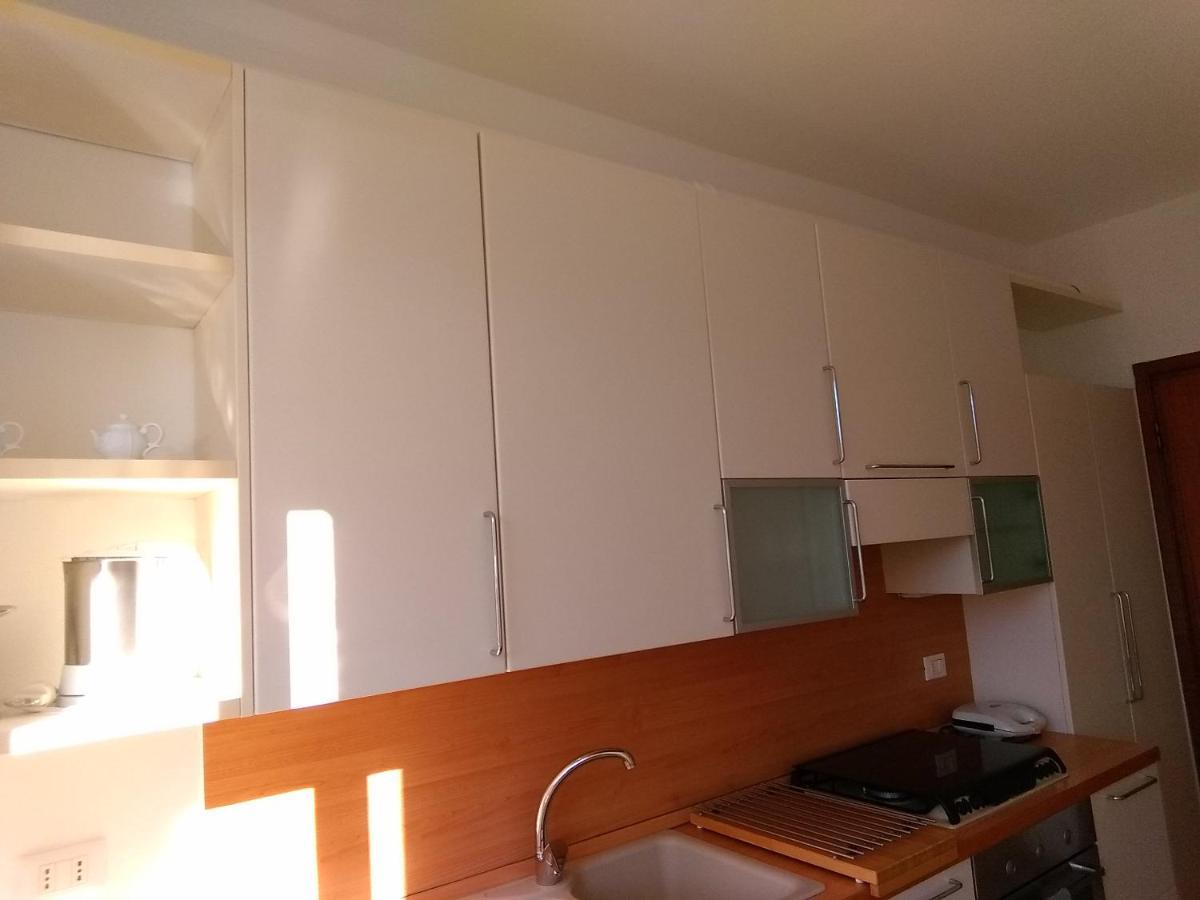 Miralago Casa Vacanze Apartment Mandello del Lario Bagian luar foto